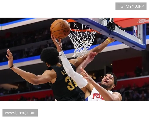 NBA五佳球高清回放：惊艳全场的绝妙镜头盘点